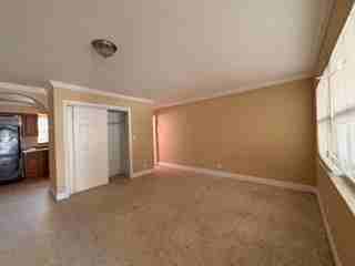 508 Sw 4th Ave #4 - Photo 5 of 9