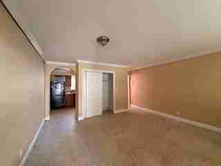 508 Sw 4th Ave #4 - Photo 6 of 9