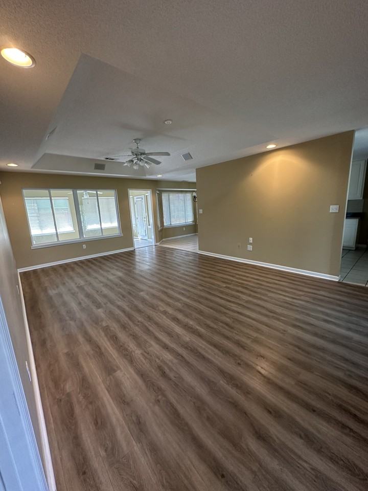 109 Villa Rd #1 - Photo 5 of 19