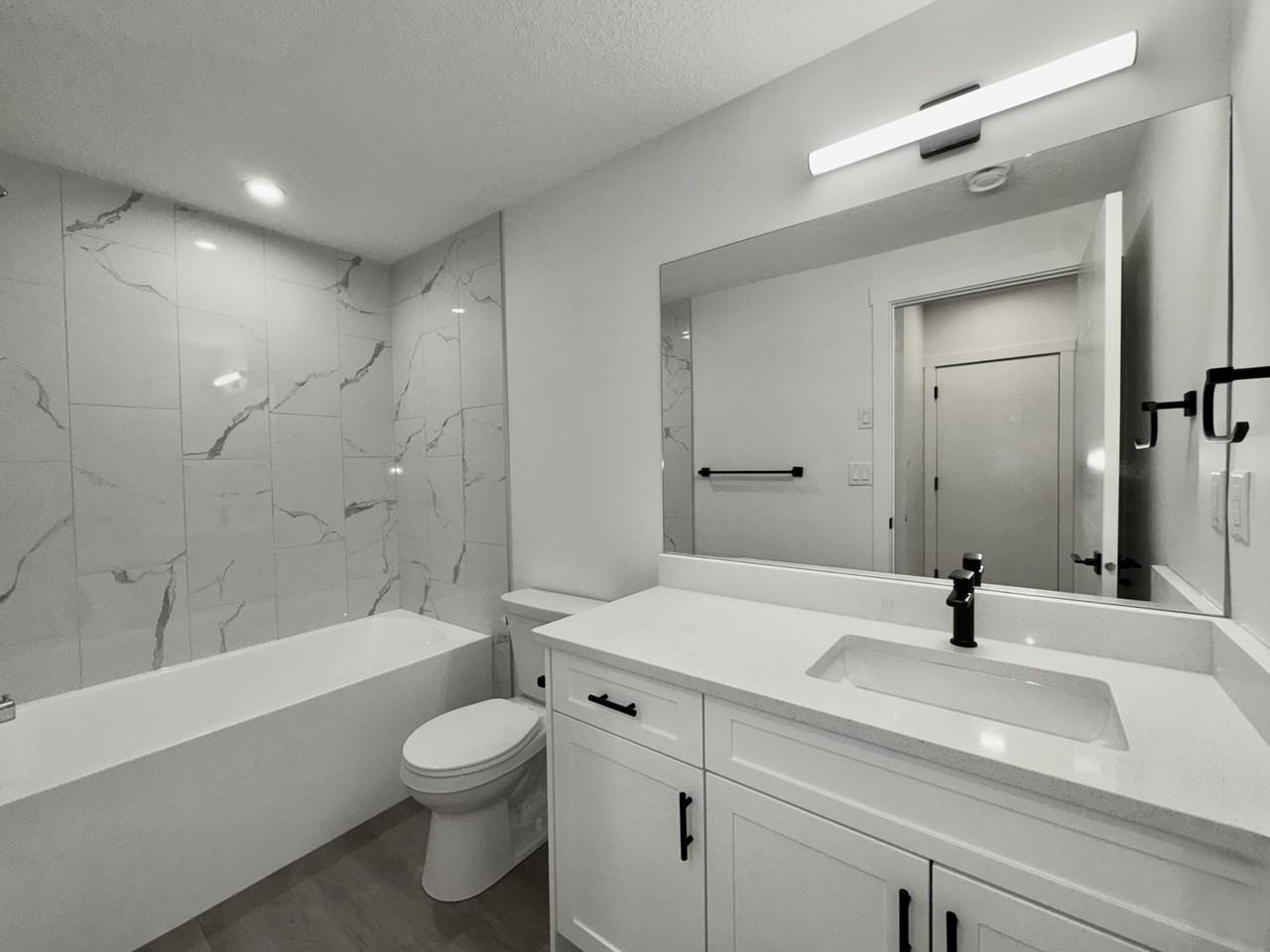 14002 Garage 2 - 14002 123a Avenue Nw #10 - Photo 7 of 7