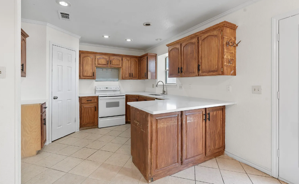 1800 Mountain View Ct #1 - Photo 3 of 8