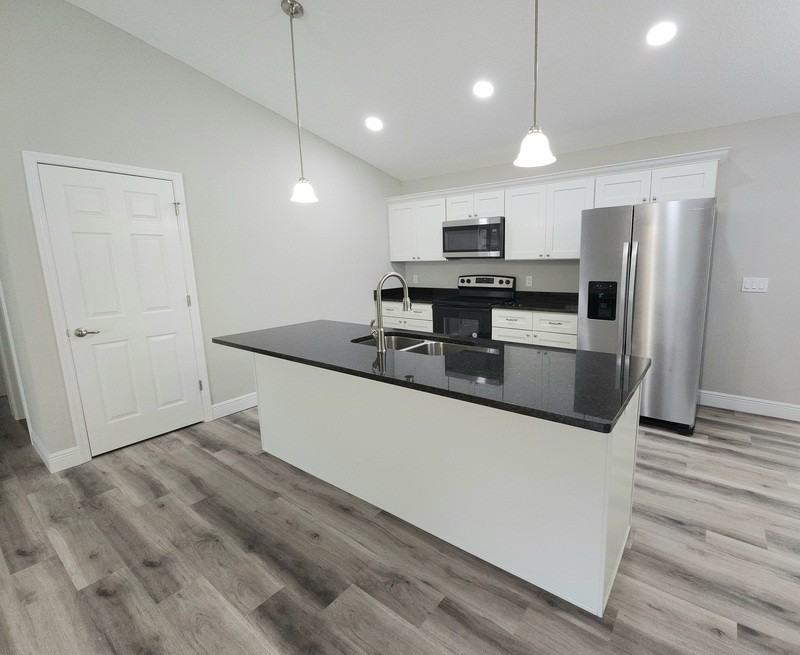 8256 N Galena Ave - Photo 3 of 13