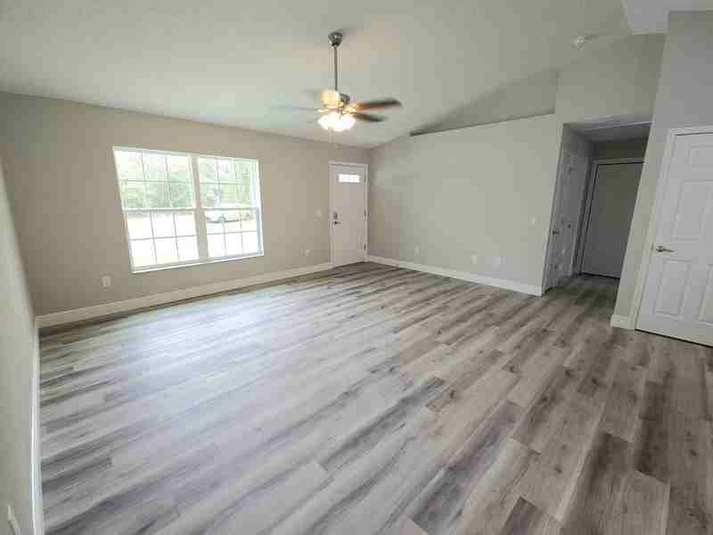 8256 N Galena Ave - Photo 4 of 13