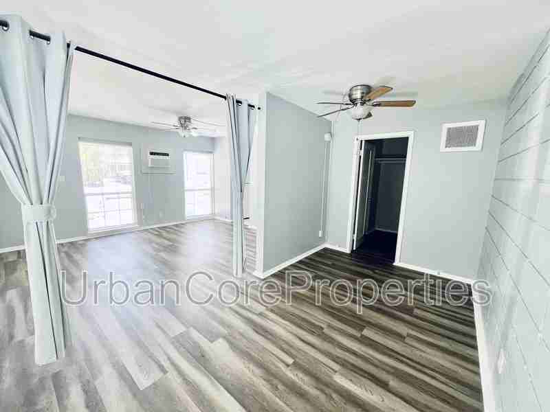 311 24th Ave N #A - Photo 6 of 10