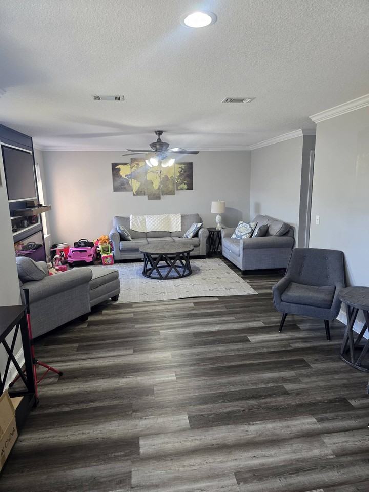 504 Wyckfield Way #1 - Photo 6 of 15