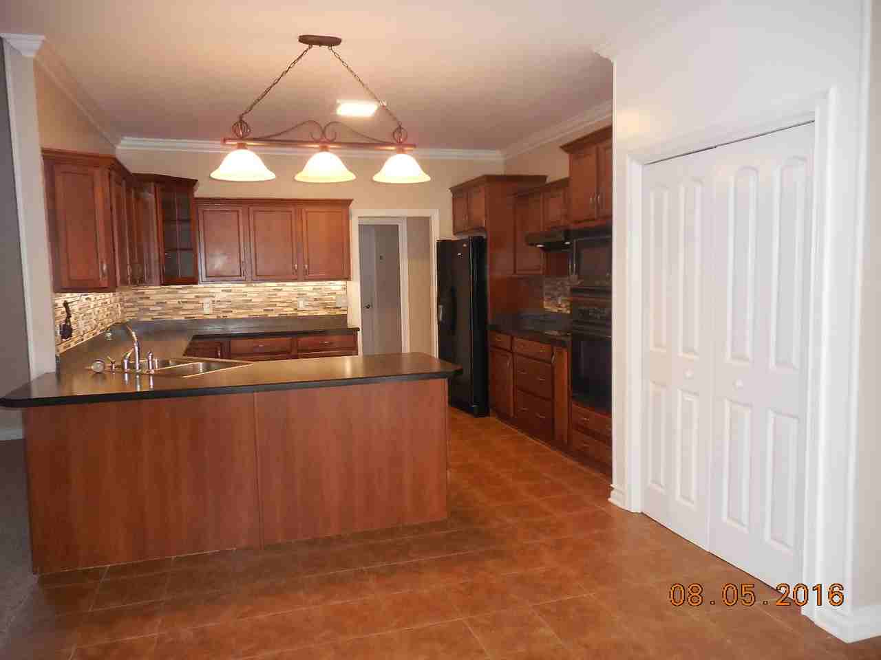 426 Treemont Dr - Photo 6 of 24