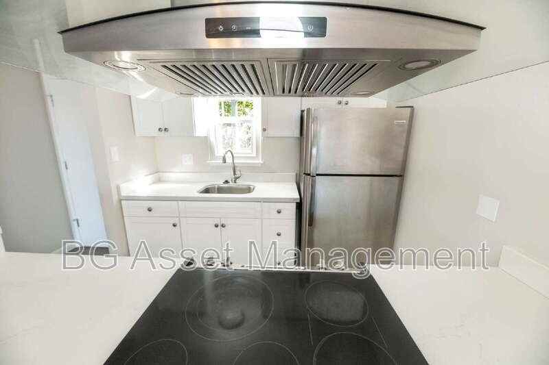 944 Fletcher Ln #16 - Photo 3 of 23