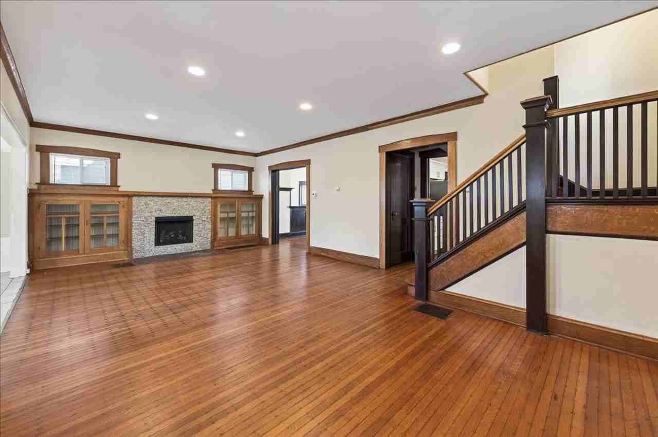 3548 N College Ave - Photo 4 of 18