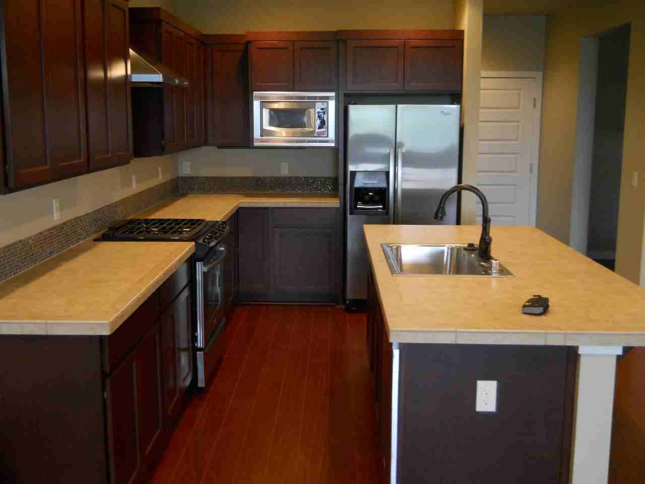 11615 174th St E - Photo 6 of 9