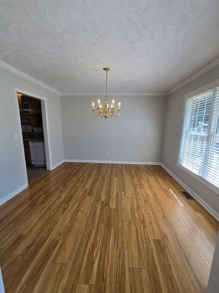 39 Wedgewood Ct - Photo 3 of 15