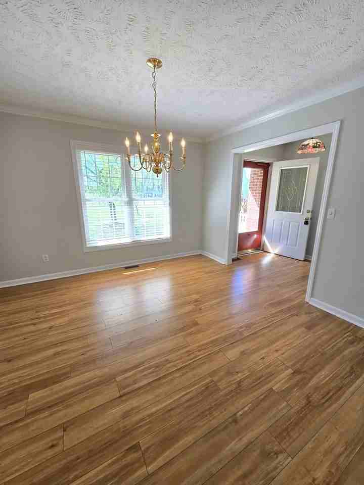 39 Wedgewood Ct - Photo 4 of 15