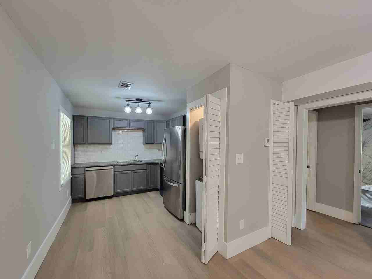 721 Ford Pl #A - Photo 6 of 17