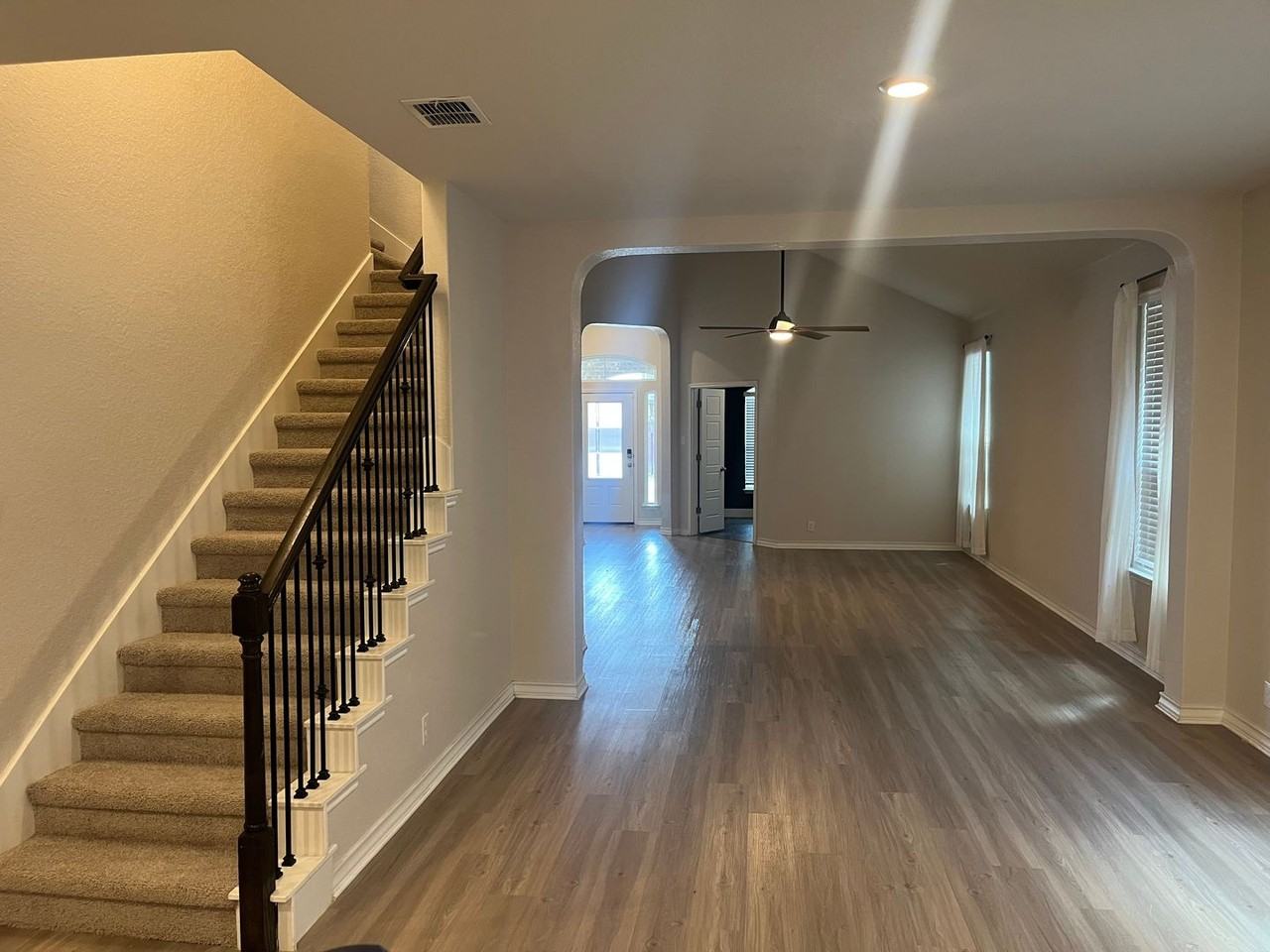 8207 Samsel Fls - Photo 3 of 18