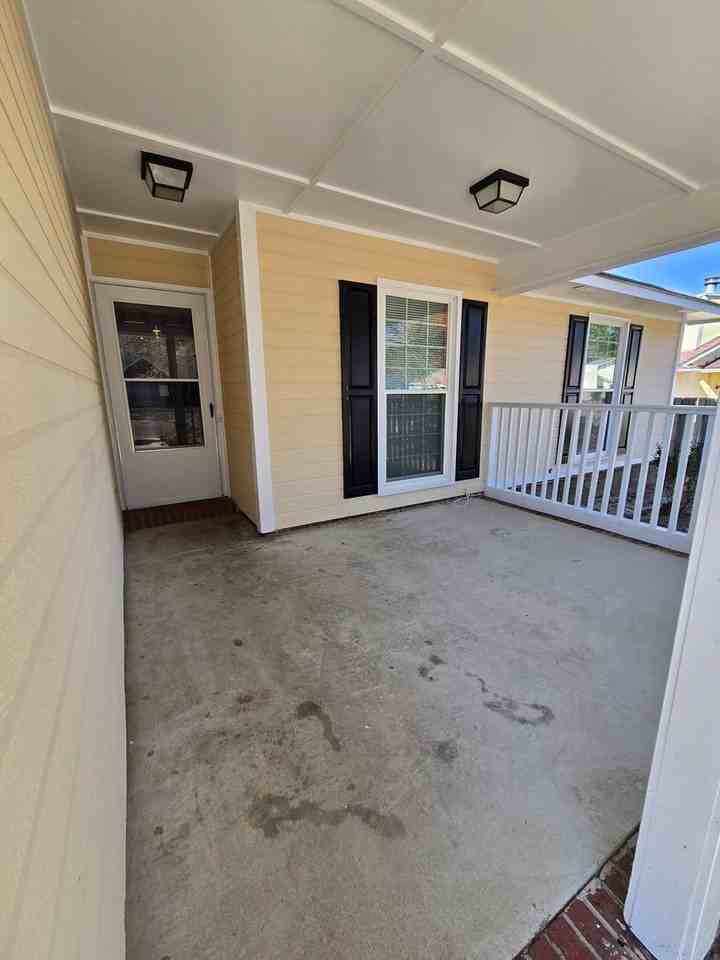 1728 Veanna Dr - Photo 2 of 12