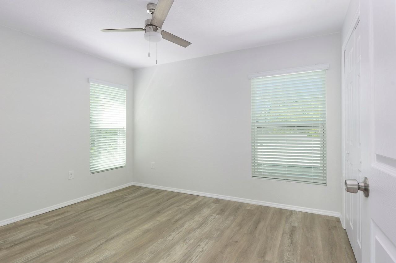 4456 21st St N - Photo 5 of 20