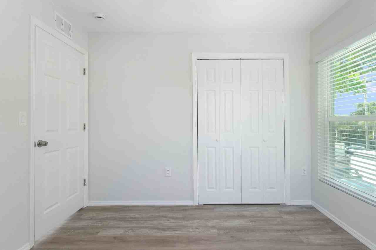 4456 21st St N - Photo 7 of 20