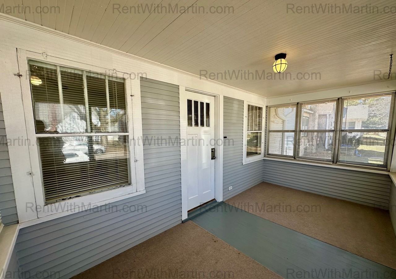 1917 W 3rd St - Photo 2 of 22