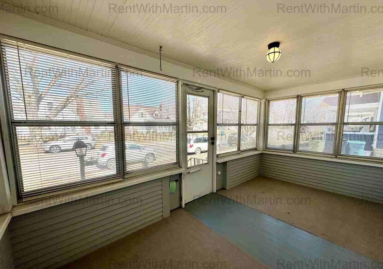 1917 W 3rd St - Photo 3 of 22