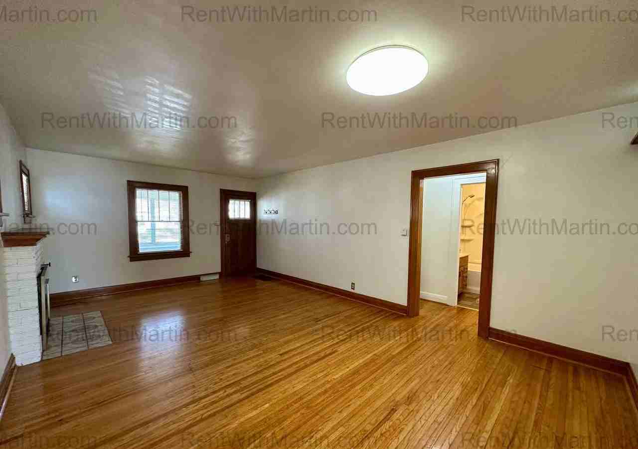 1917 W 3rd St - Photo 5 of 22