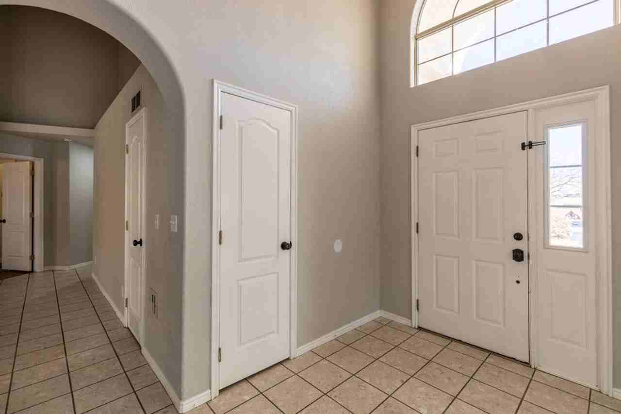 2280 Abronia Cir - Photo 5 of 23