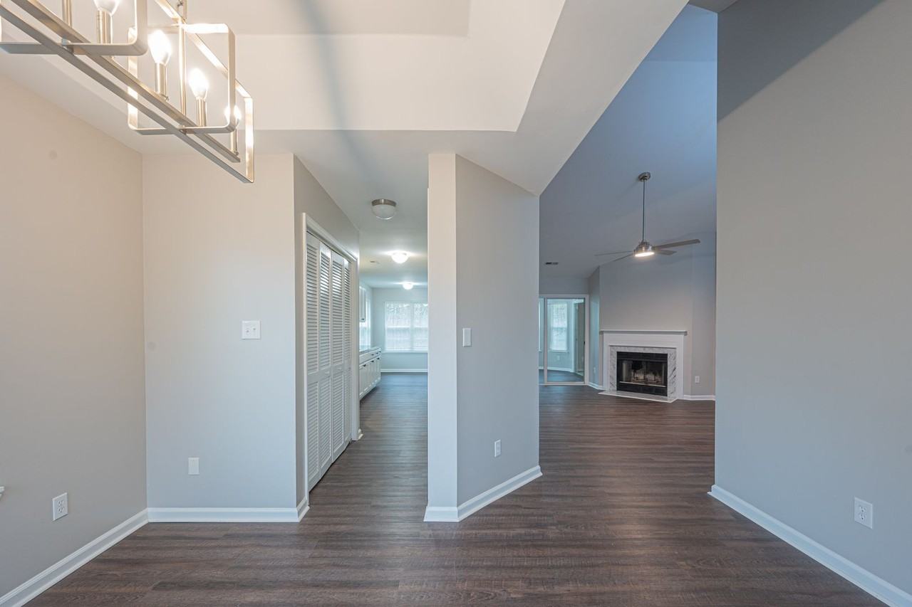 5855 Amity Springs Dr - Photo 4 of 20