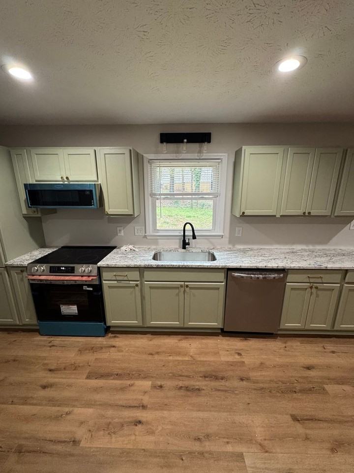 315 Ansley Dr - Photo 6 of 12