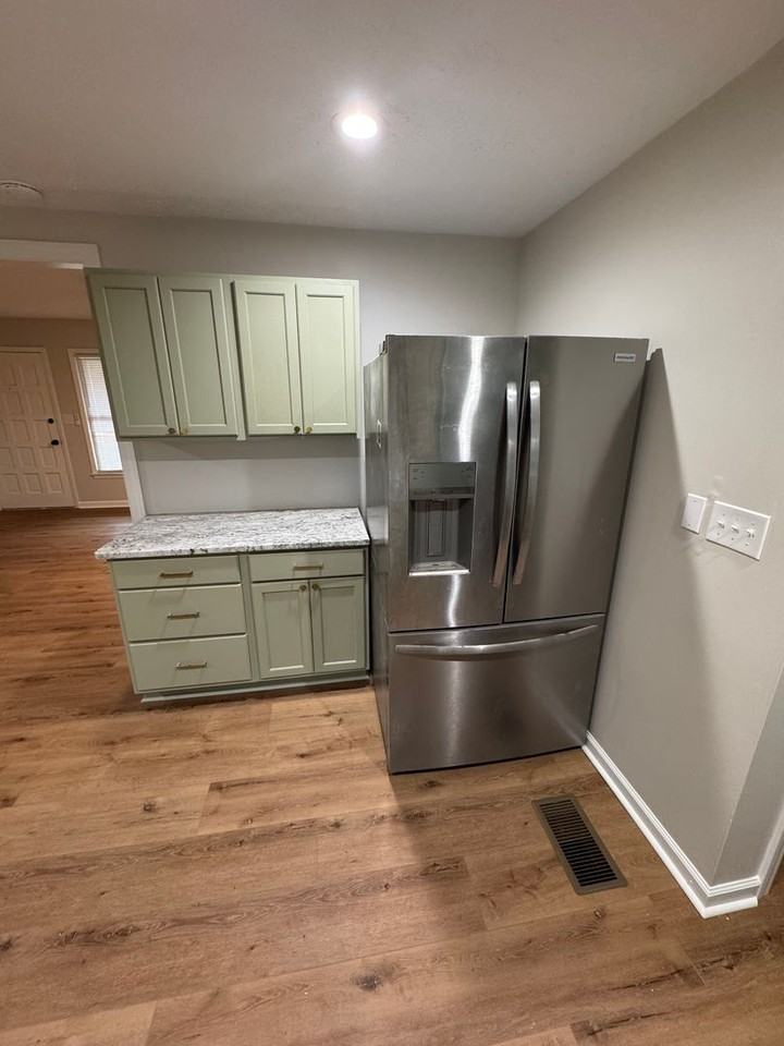 315 Ansley Dr - Photo 4 of 19