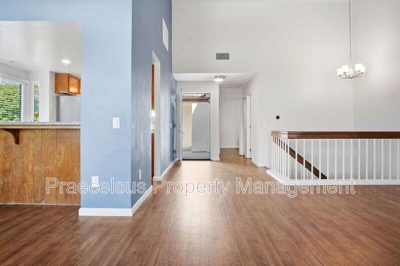 1535 Apache Dr #D - Photo 4 of 27