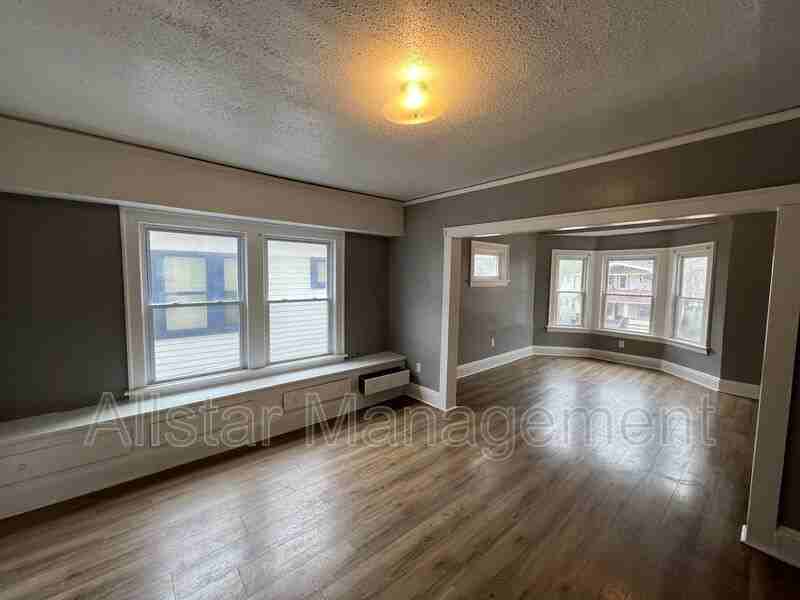 10006 Lamontier Ave - Photo 2 of 17