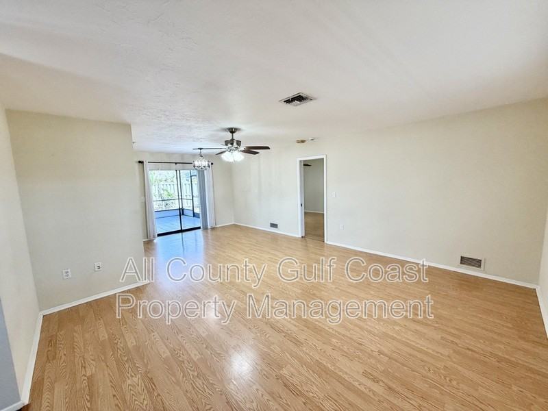 1218 Waterside Ln - Photo 2 of 13