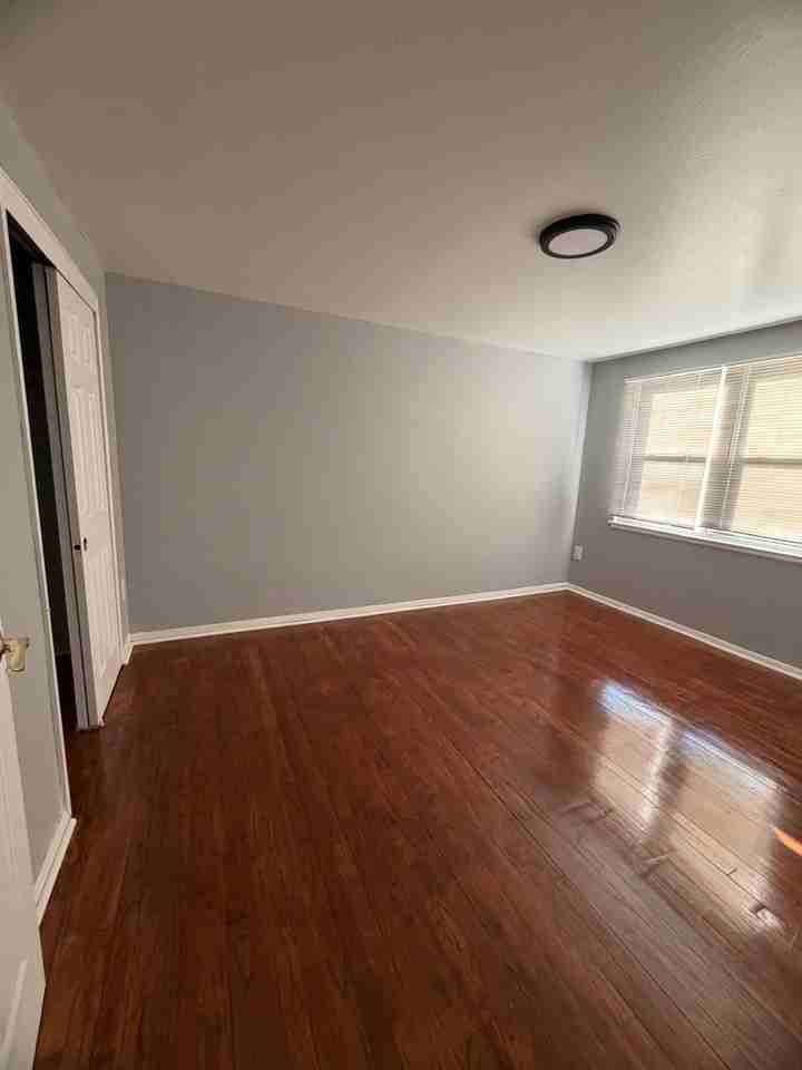 899 Ella T Grasso Boulevard - Photo 3 of 10