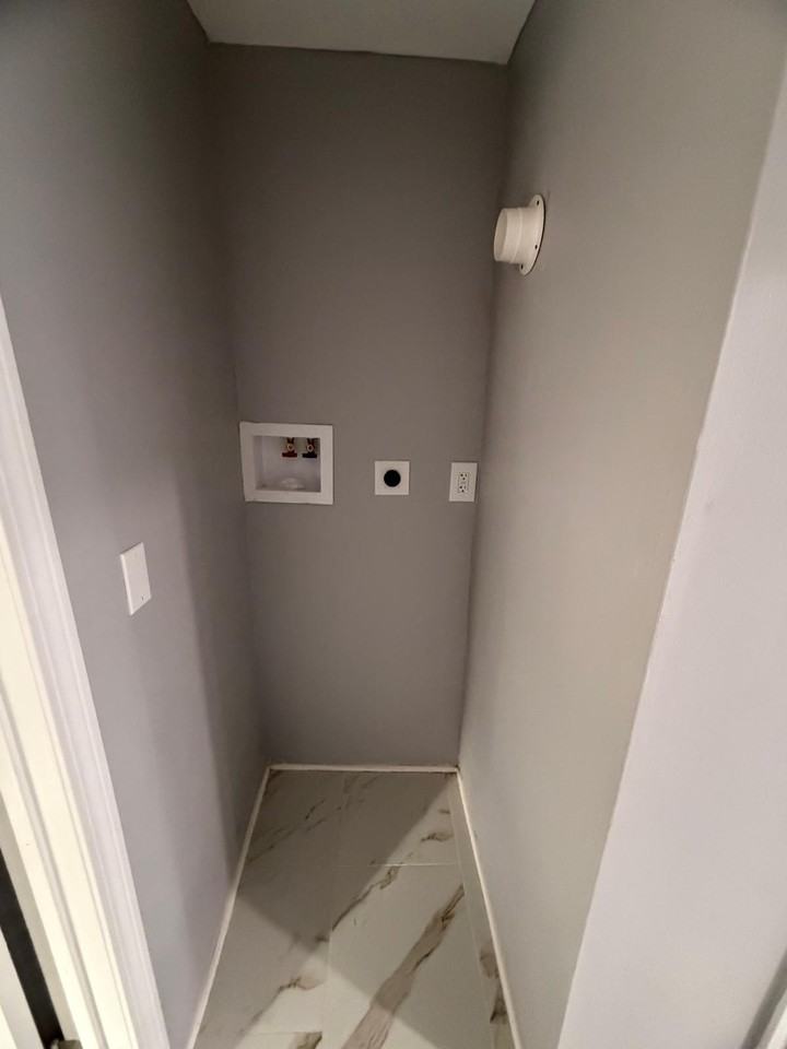 899 Ella T Grasso Boulevard - Photo 6 of 10