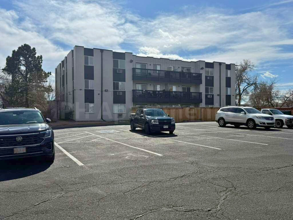 1943 Dallas Street - Photo 7 of 13