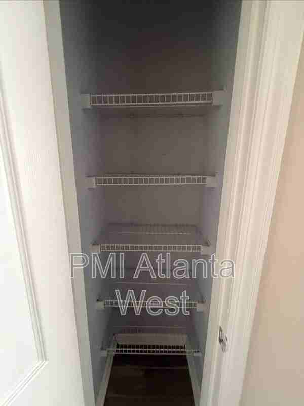 7203 Waldrop Pl - Photo 6 of 9