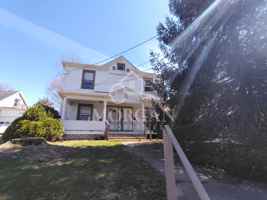 featured image of 326 Bundy Ave