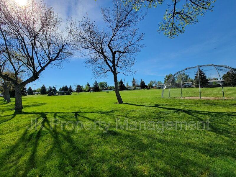 4609 5th Ave S #2 - Photo 3 of 21