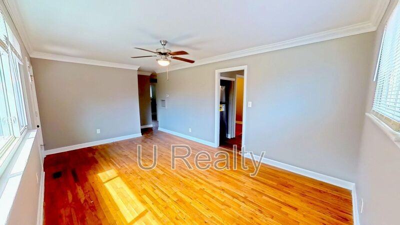 1837 Finchley Dr - Photo 2 of 9
