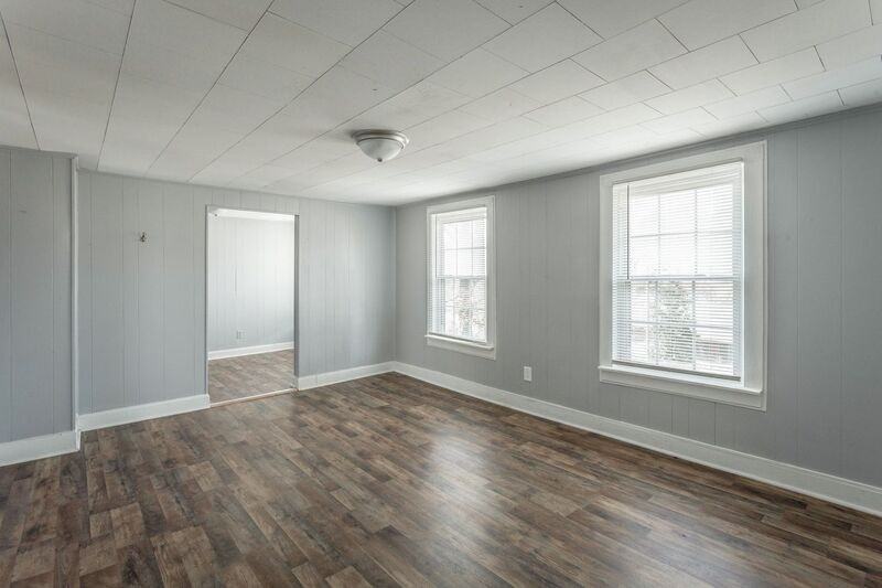 311 Hedgewood Dr #3 - Photo 2 of 30