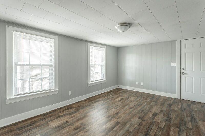 311 Hedgewood Dr #3 - Photo 5 of 30