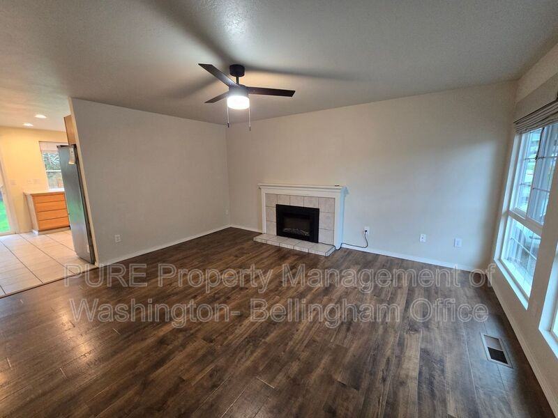 6521 58th St Ne - Photo 7 of 24