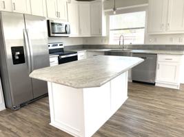 featured image of 122 S Lake Dr