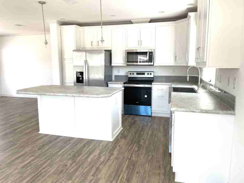 122 S Lake Dr - Photo 4 of 34