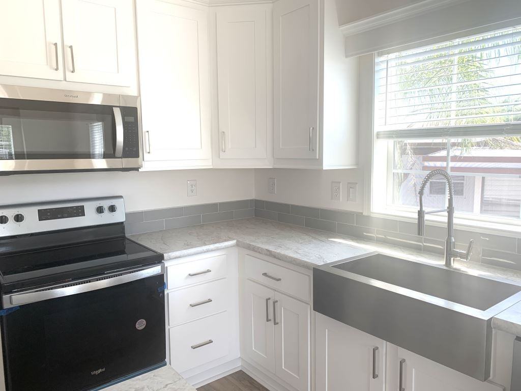 122 S Lake Dr - Photo 5 of 34