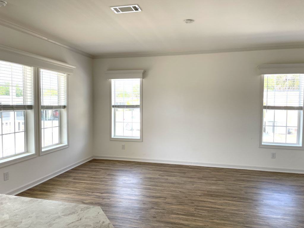 122 S Lake Dr - Photo 7 of 34