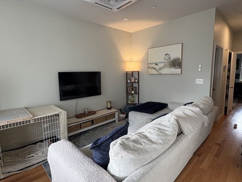 11 Douglas St - Photo 7 of 20