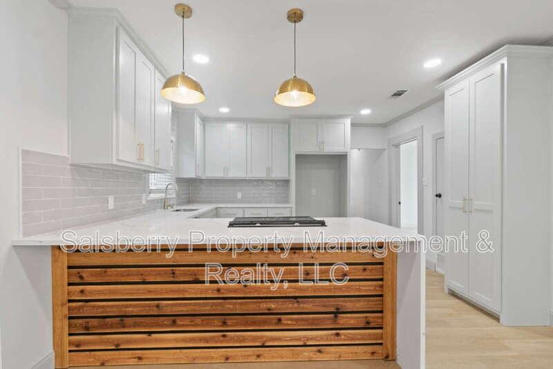 2105 Tremont Ave - Photo 7 of 23