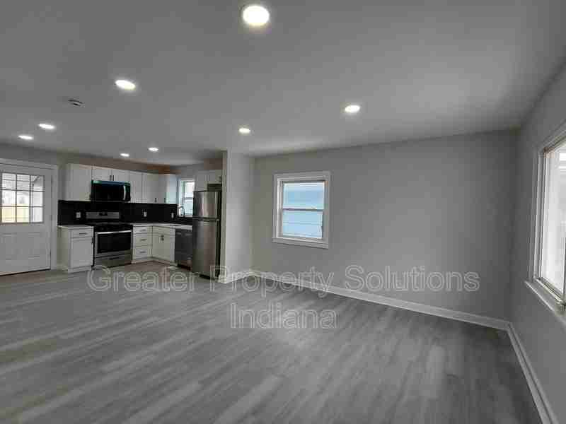 7520 Chestnut Ave - Photo 2 of 7