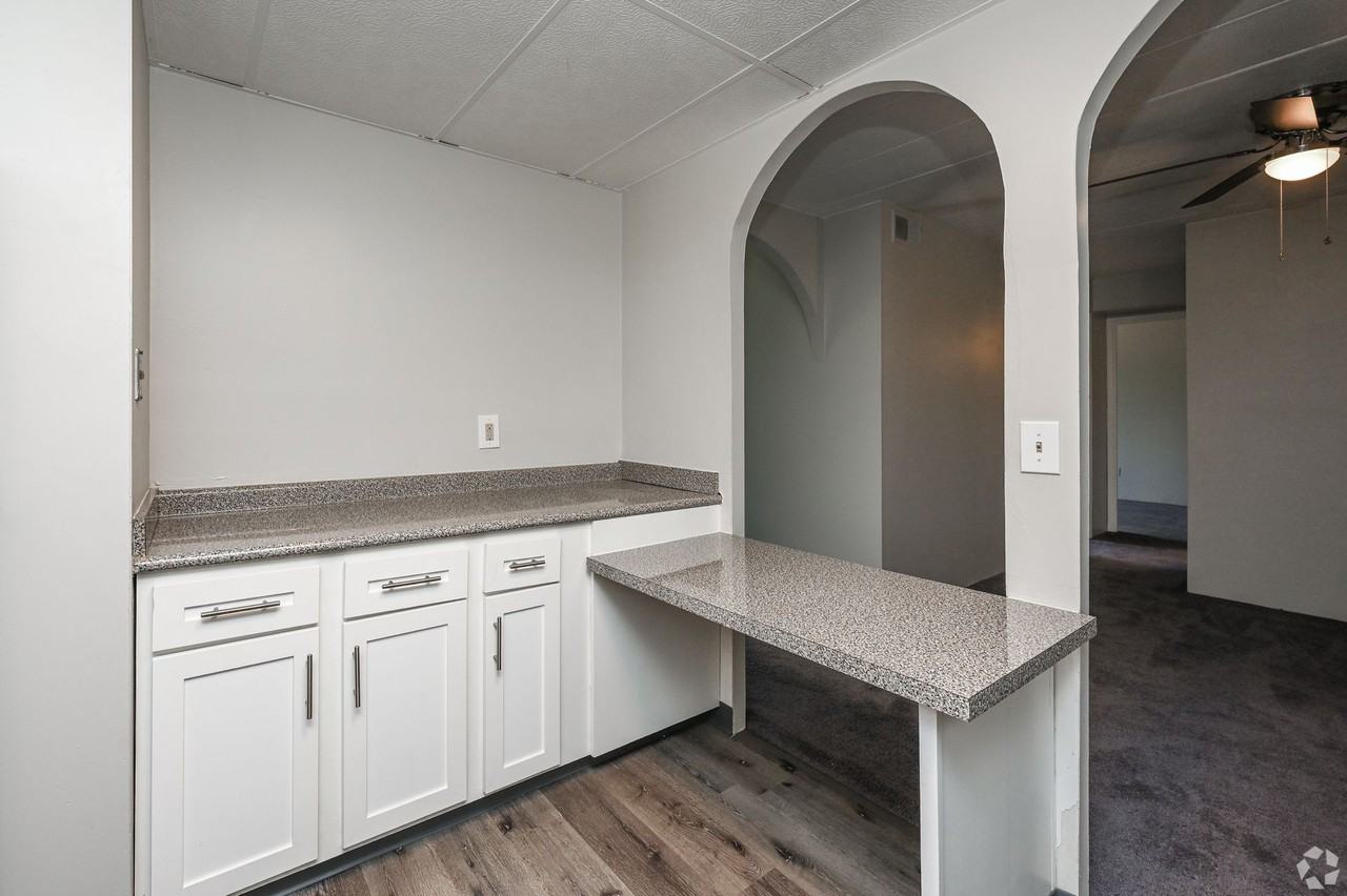 Place Seville Apartments - Photo 2 of 27