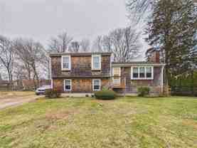 44 Carriage Ln - Photo 1 of 1