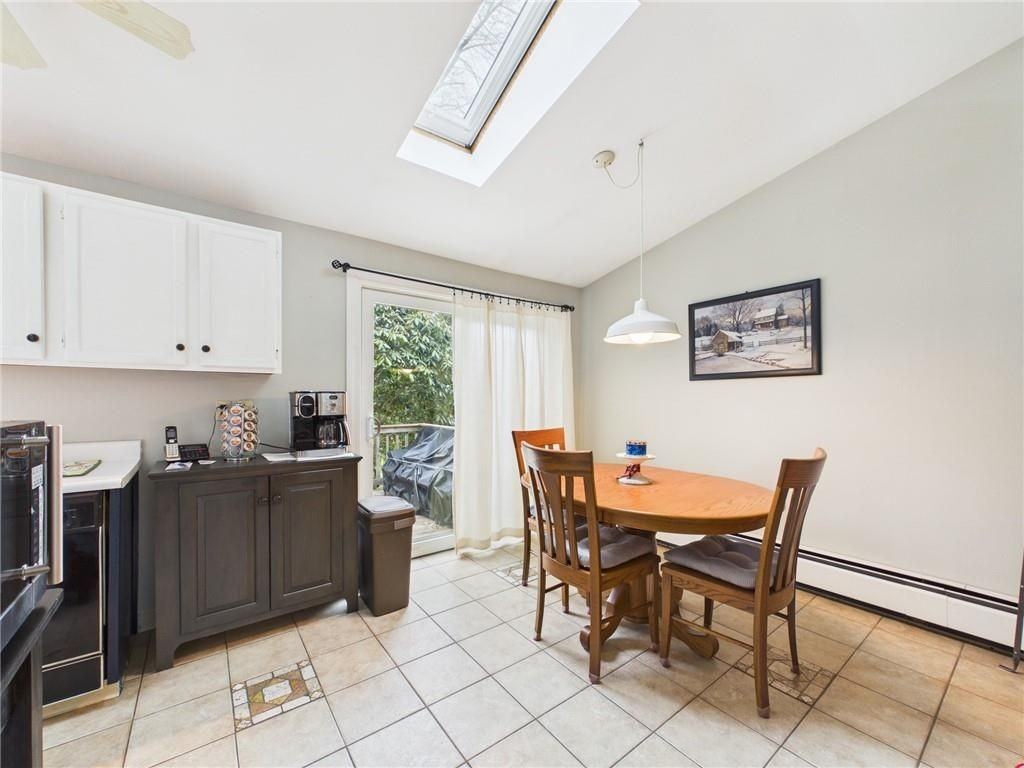 44 Carriage Ln - Photo 7 of 19